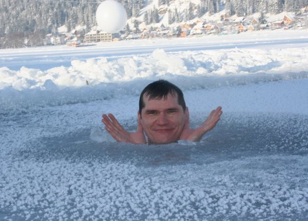 head-in-ice-768x551.jpg