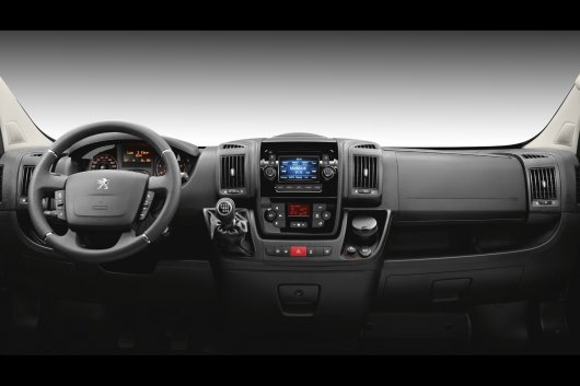 1398200776_peugeot-boxer-11.jpg