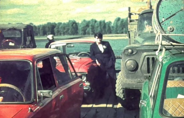 Уфа, паром чз Белую 1981г.jpg